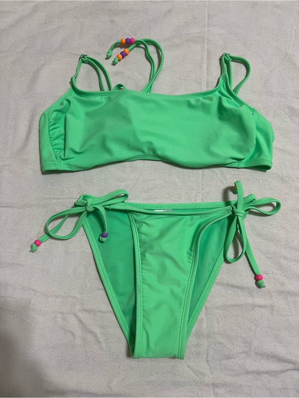 Wild Fable Woman's 2-pc Neon Green Swim Suit Bikini NWT Top L Bottoms XS
